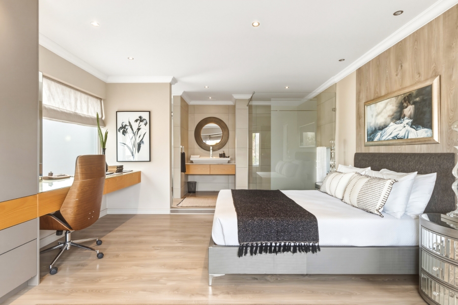 4 Bedroom Property for Sale in Greenways Golf Estate Western Cape